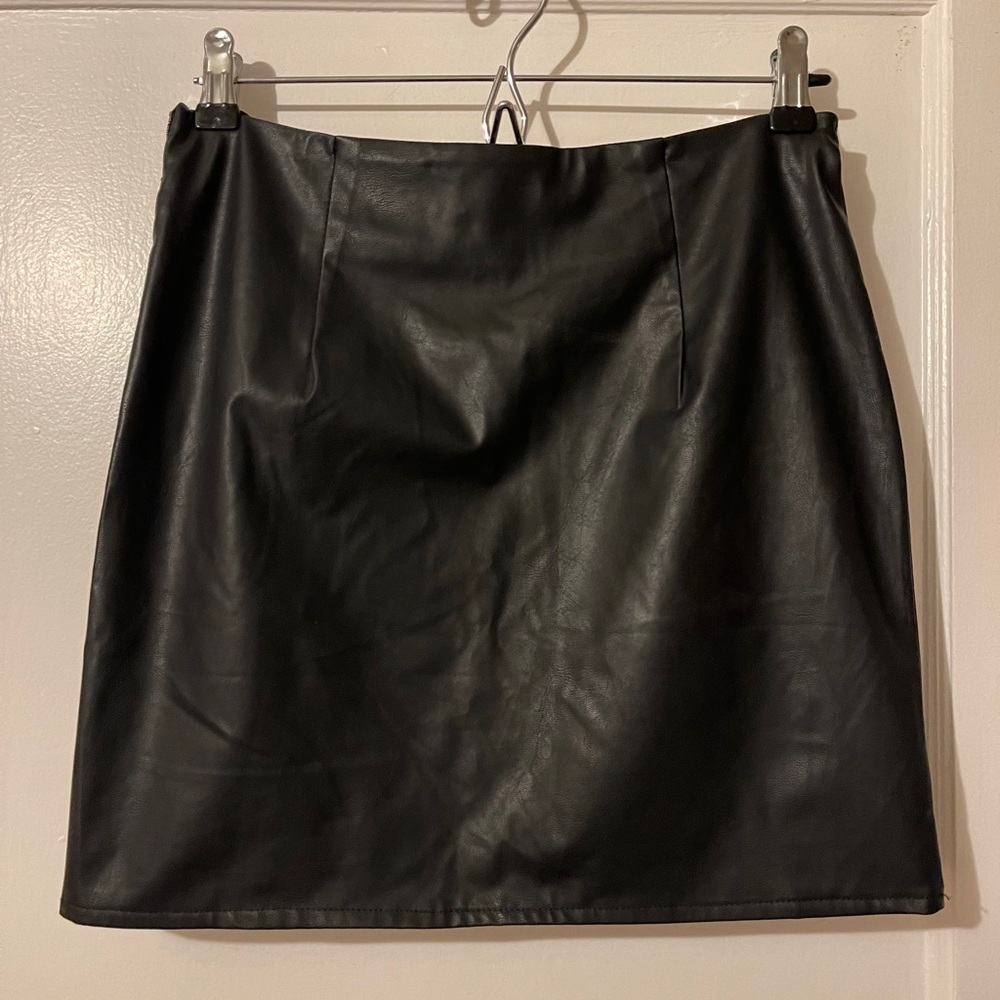 Faux Leather Mini Skirt 🔥